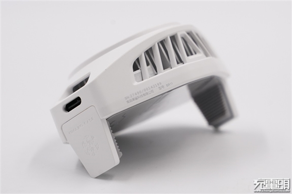 小米10定制版冰封散熱背夾BR11拆解：1分鐘降溫至15度的秘密在此