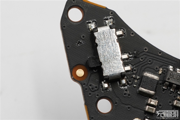 小米10定制版冰封散熱背夾BR11拆解：1分鐘降溫至15度的秘密在此