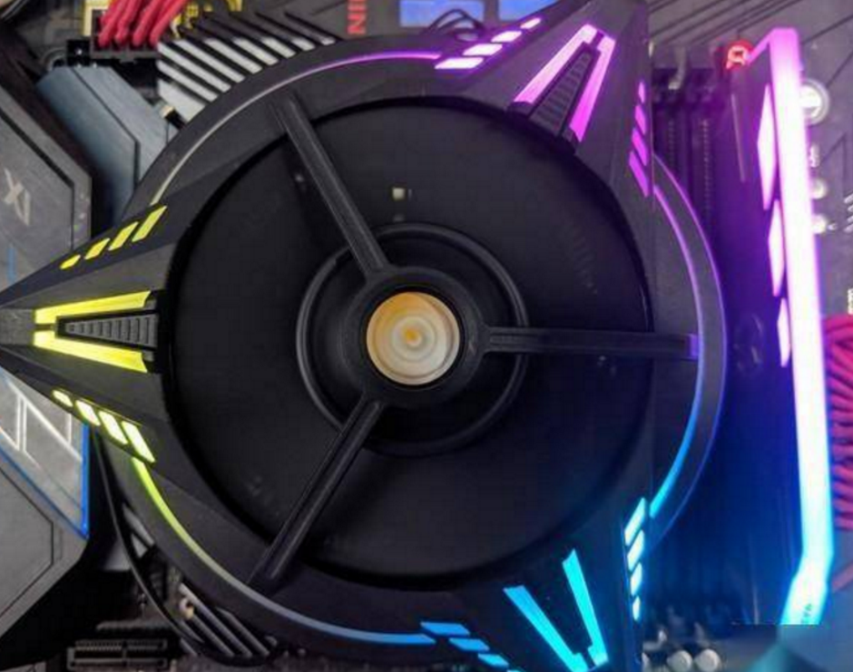 如何選擇風(fēng)冷散熱器和水冷散熱器？