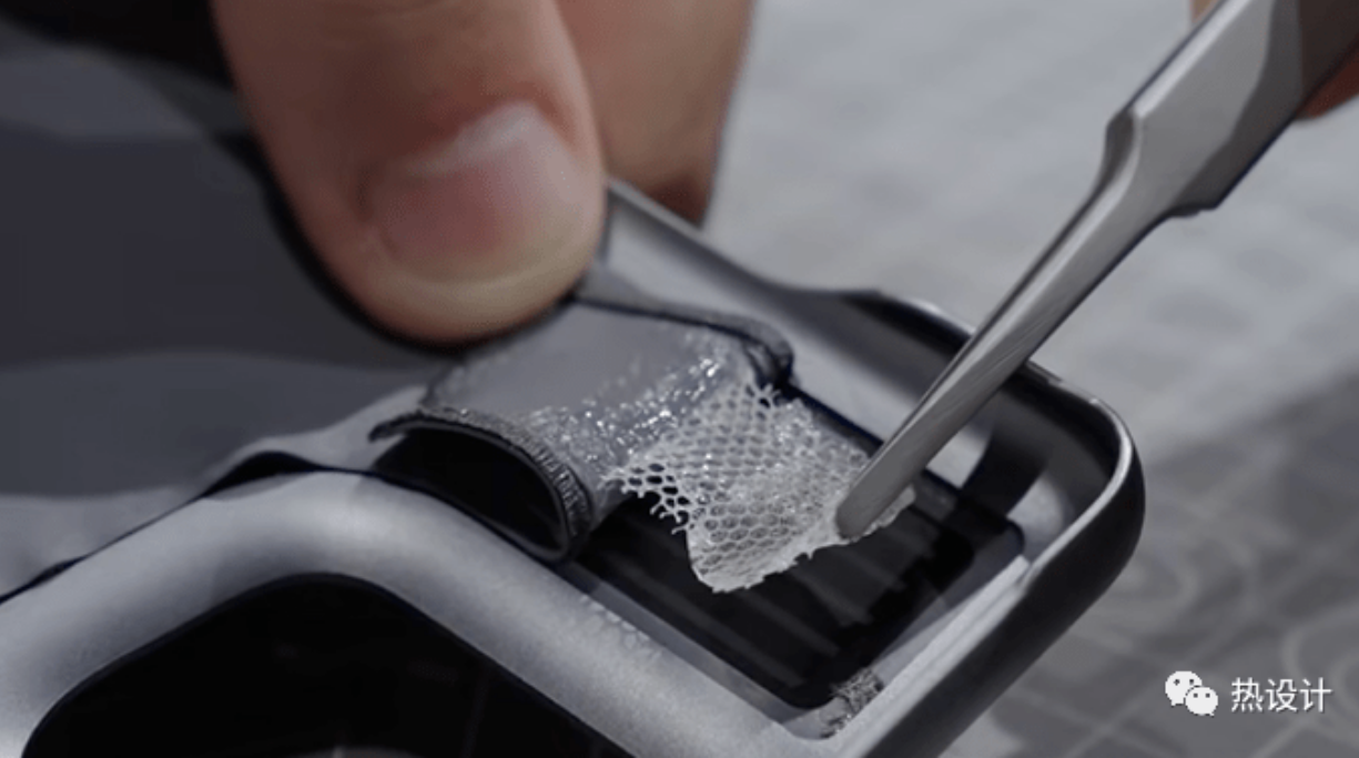 發汗冷卻手機殼的冷卻原理和實際應用