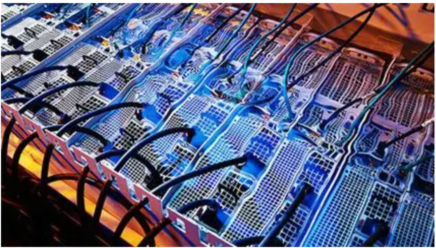 數(shù)據(jù)中心進(jìn)入“液冷時(shí)代”