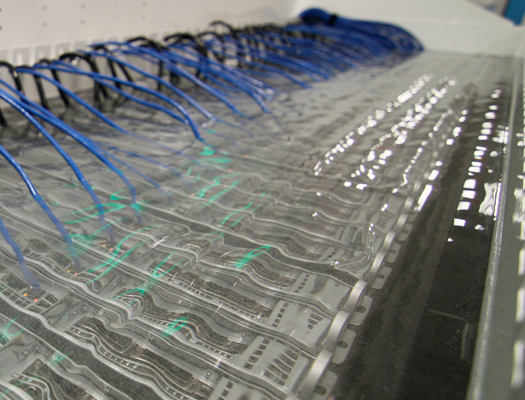 礦物油冷卻服務器