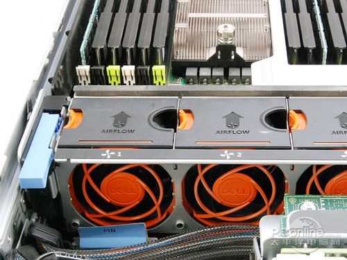 傳統服務器的風扇